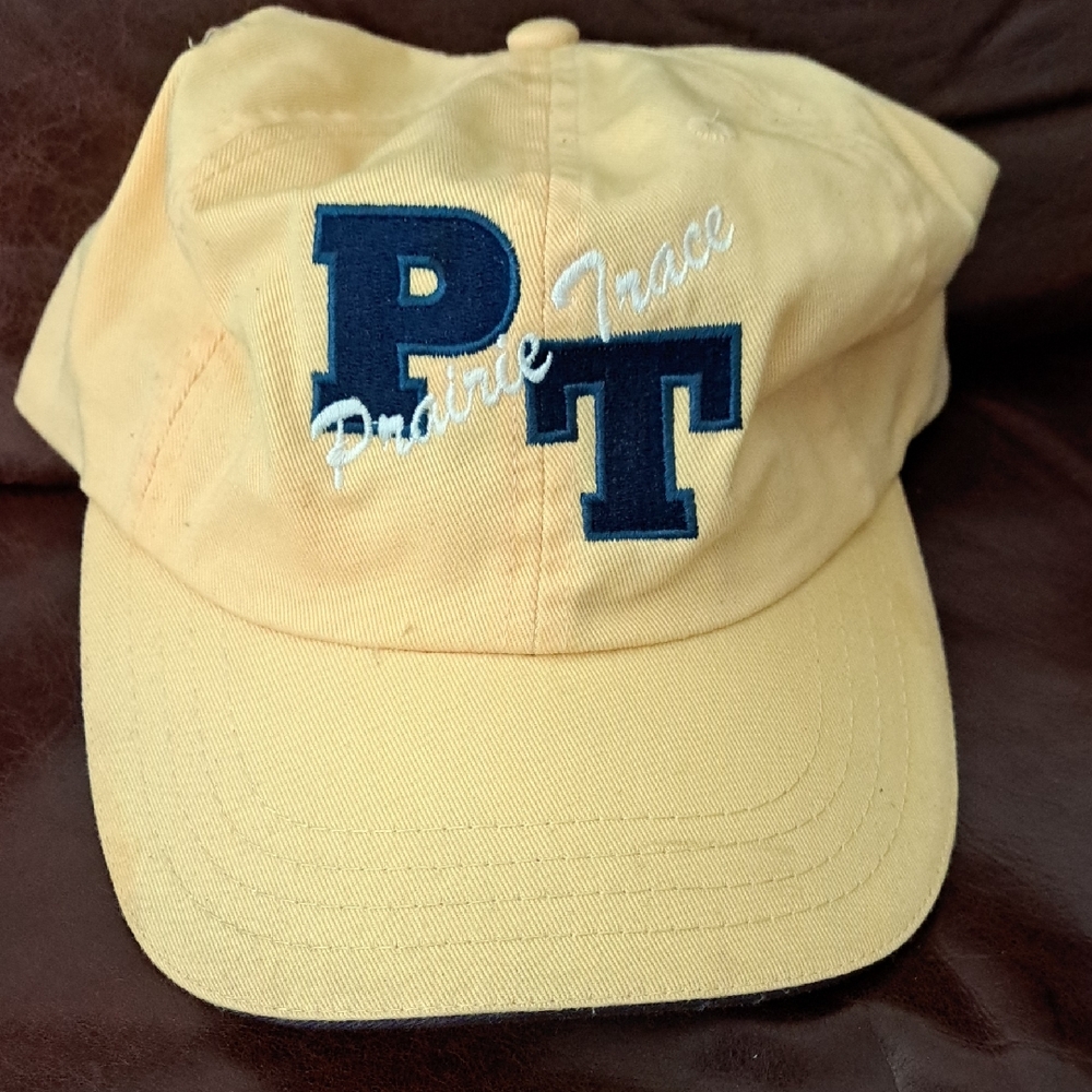 Pairie Trace Yellow Cap